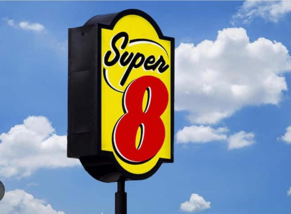 Super 8 By Wyndham Rockford South Hotel Exterior photo